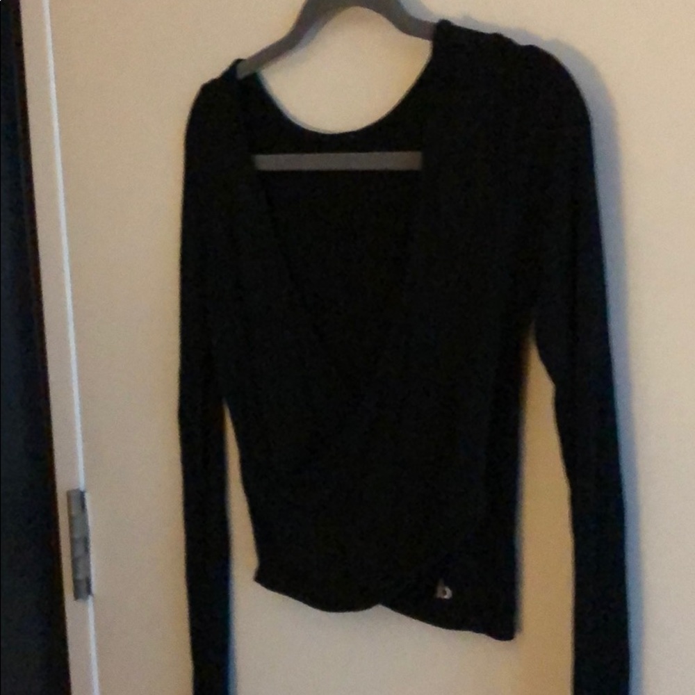 Alo Yoga cropped wrap pullover